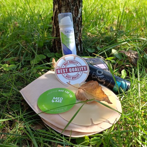 Jak odklejać woreczek, żeby nie bolało?