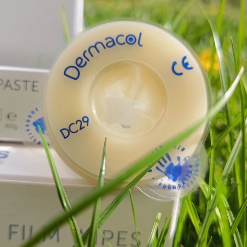 Podciekanie treści pod płytkę i czy da się temu zapobiegać