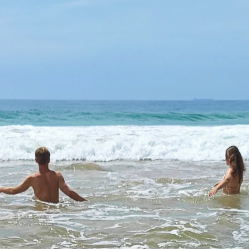 Słona woda i kąpiele w morzu. Jak się przygotować?