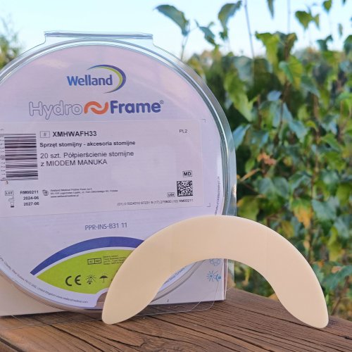 Półpierścienie hydrokoloidowe z miodem manuka? Stoma-idealne